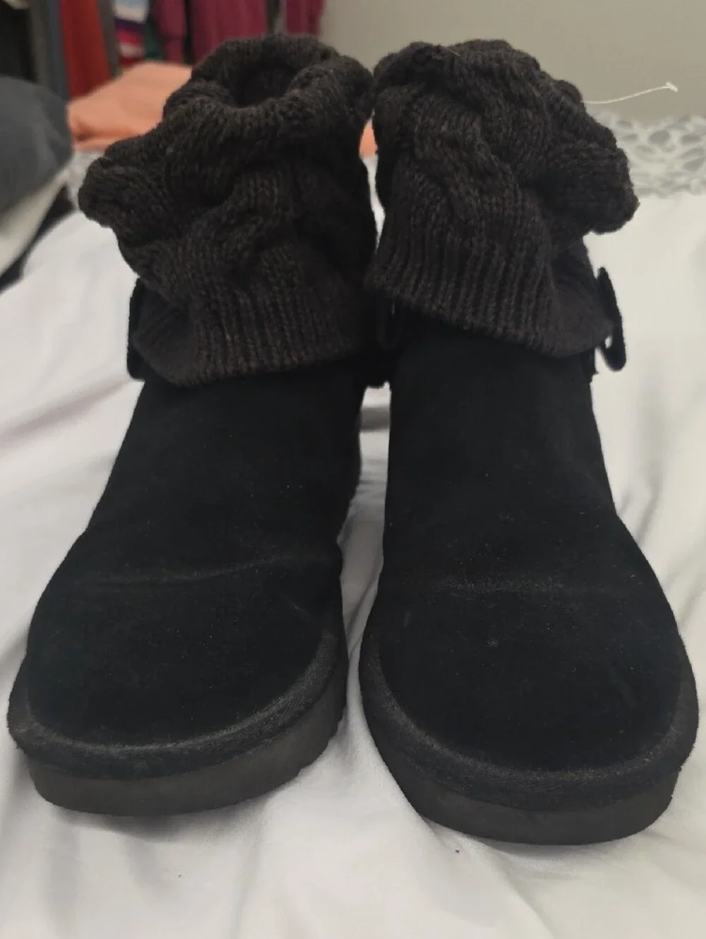 UGG Saela Black Suede Cable Knit Fold Over Ankle Boots Size 9